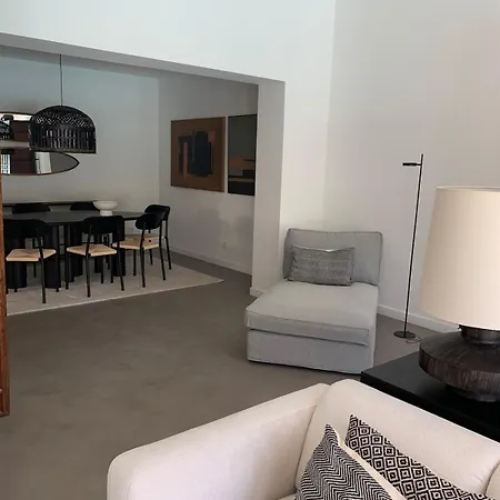Villa 17 *