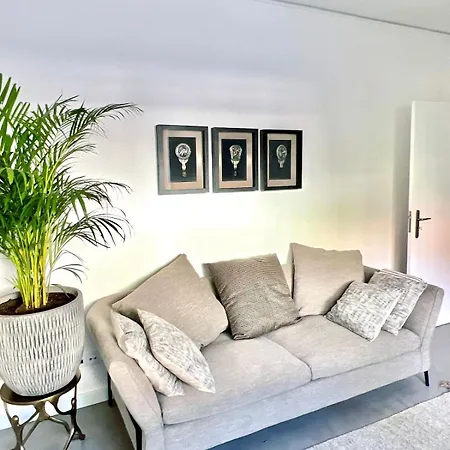 17 Villa Estoril
